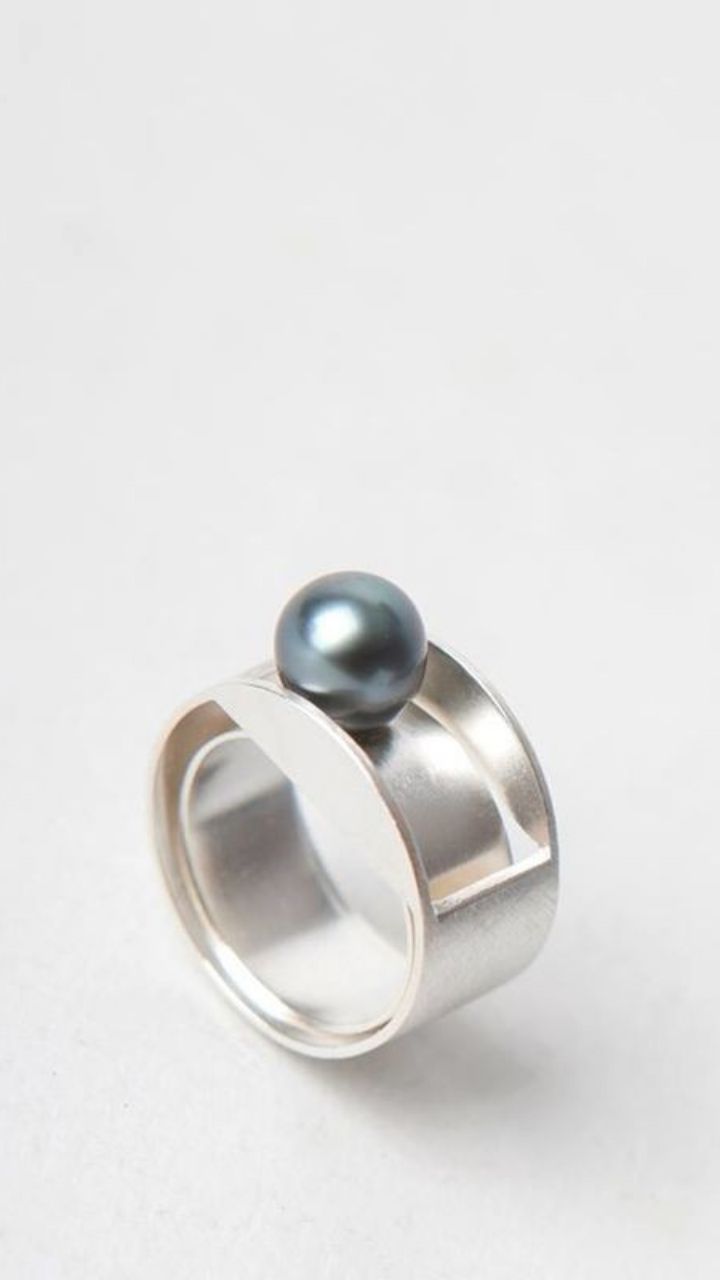 Looking for a ring that never goes out of style and stays with you, year after year? 💍
I designed this ring over a decade ago, and I wear it every day. It still feels as fresh as the day I first created it. This timeless quality is at the heart of all my designs. I don’t chase trends; instead, I craft pieces that feel true to my vision and my aesthetic, blending form, emotion, and a touch of elegance. ✨
When you wear one of my designs, you're investing in a piece of jewelry that’s meant to last. I believe wholeheartedly in creating pieces that become part of your story and endure through the years.
This ring, featuring a high-quality 8 mm Tahitian pearl, is a testament to that philosophy. Just like good design, pearls are forever. 🦪
Explore my page to see more designs made to last—let’s build your collection together.
.
.
.
#timelessjewelry #finejewelry #jewelryinspo #contemporaryjewellery #tahitianpearl #jewelrygram #supportsmallbusiness #statementring