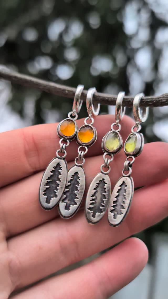 Citrine or Sphene? Both available now 🧡💚