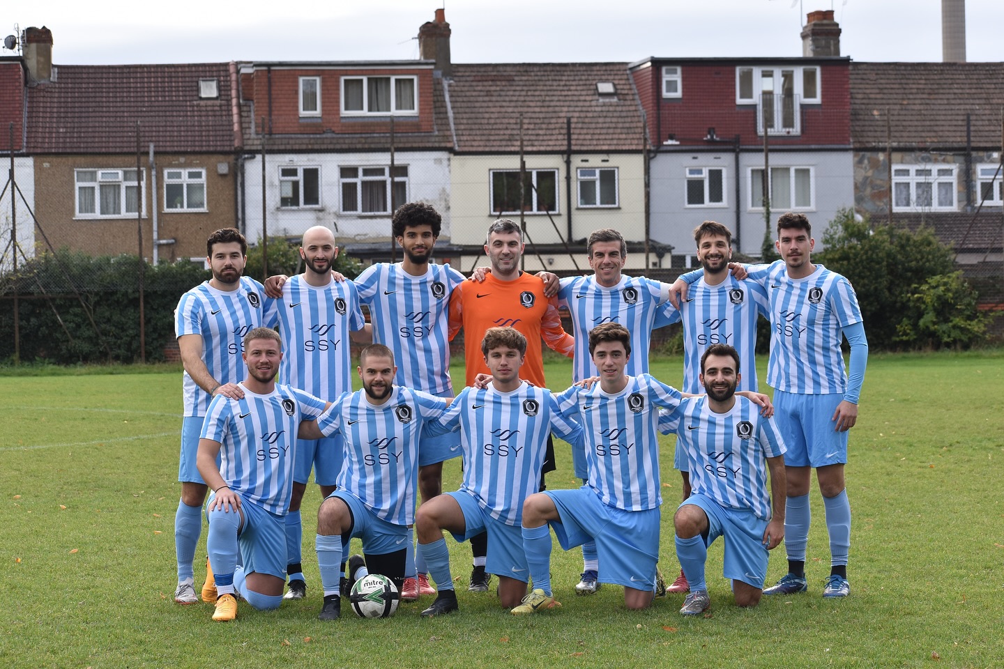 We knew it was a tough game, we had to break the curse of 6 years but finally we made it! Probably with a bit of help from Priamos’s aura…
On to the next round of London FA Saturday Cup after a thrilling 4-3 win!
#atheniansfc #oneteam #londonfootball #londonfa #football #amateurfootball #weareathenians #sports #highlights #footballtraining #footballhighlights #footballedits #soccer #footballplayers #footballvideos #footballskills #footballlove #footballnews #footballplayer #family #ballers