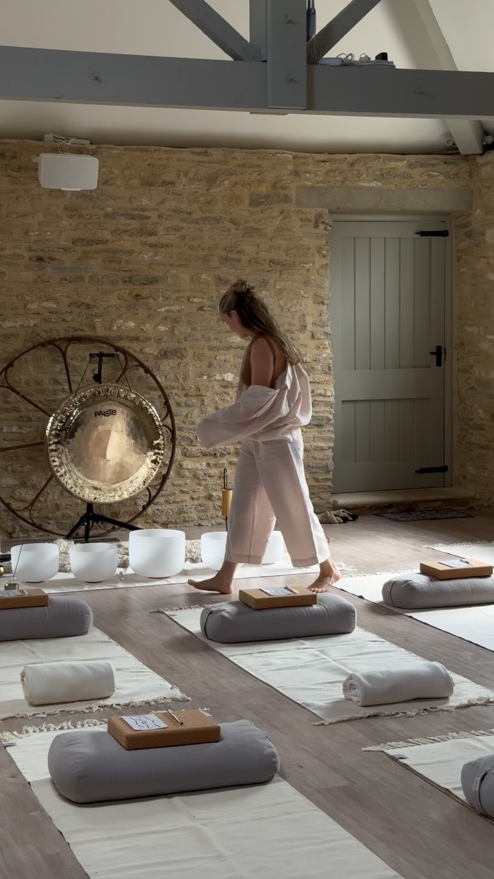 If you’re stuck for gift ideas this Christmas, I’m delighted to share that I’ll be holding a Sunday Sound Ceremony at @berryfarmcotswolds on Sunday 4th January.
A gentle and meaningful gift for yourself & someone you love ~ especially if they’ve never experienced a sound bath before. Offering this unique, relaxing experience is a beautiful way to introduce them to the restorative world of sound healing, whilst also getting to enjoy and share the experience side by side.
Nestled after the festive whirlwind, this ceremony offers the perfect moment to return to yourself, soften into deep rest and step into the first week of 2026 feeling grounded and renewed.
There are only a limited amount of tickets left as you wonderful mailing list subscribers have snapped them up already (thank you! 🥹) so please do book your space now to avoid disappointment.
If the date doesn’t work for you, I’m also now offering gift vouchers for people to use on a Berry Farm date that suits them! You can find these on my website.
With love,
Shannon x