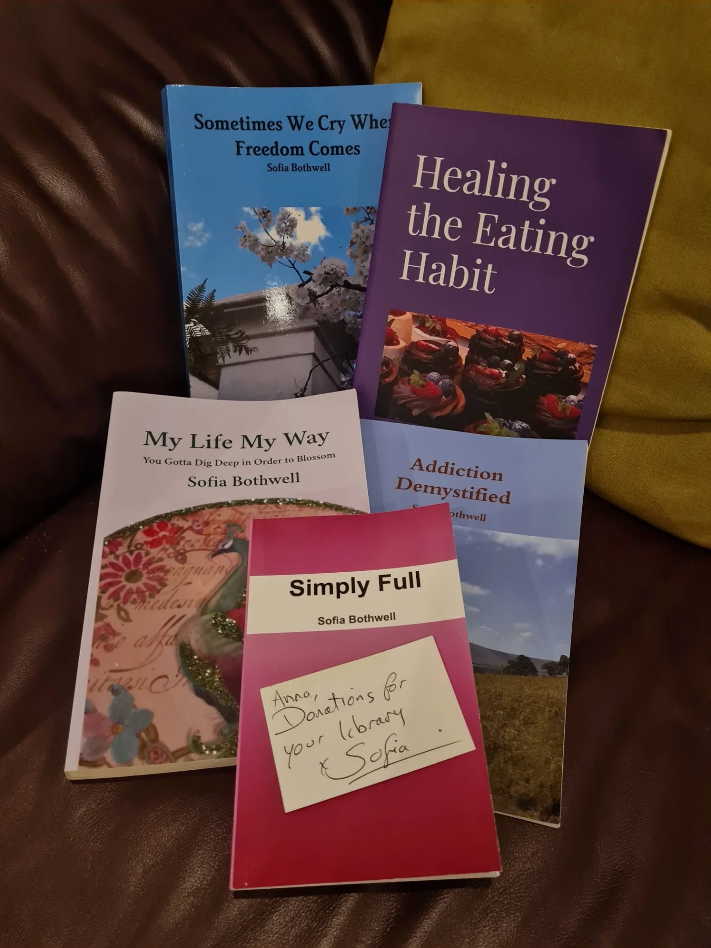 Wow, a very generous donation from author Sofia Bothwell, a collection of her books focused on how addiction can manifest.
Sofia is holding a workshop, Healing the Eating Habit, at Moon on Saturday 28th February, where she'll explore the underlying causes of overeating, the emotional issues that can cause us to eat when full and the importance of raising self-acceptance.
We'll be learning more about this session in an upcoming Instagram Live (18th Feb), so you can find out more then, as well as via a link in our bio ('What's On in February').
Also, a reminder to check out our library next time you're at Moon.